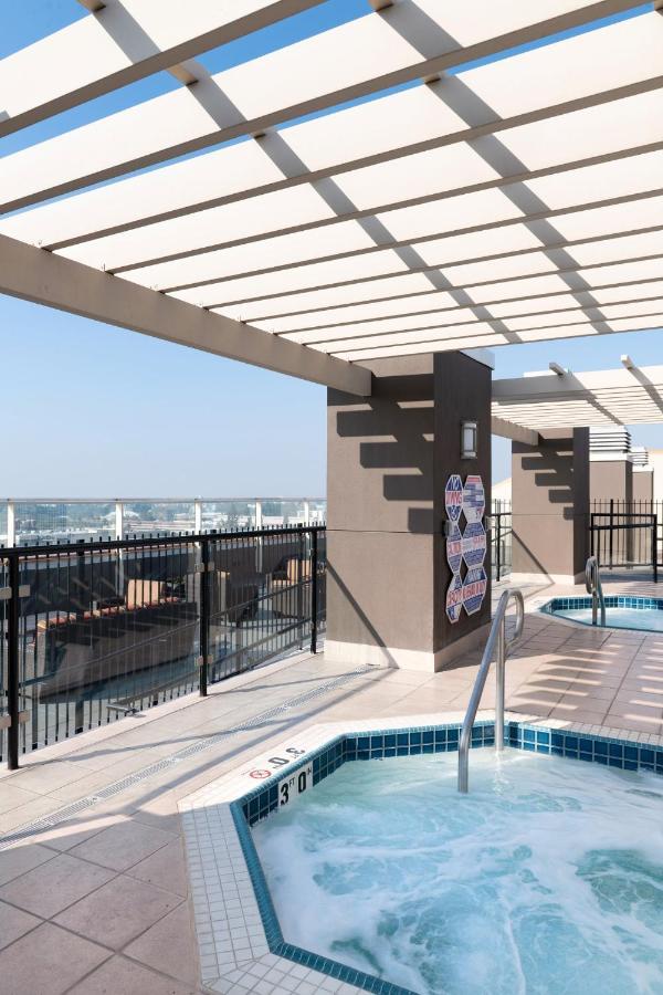 Worldmark Anaheim Bagian luar foto